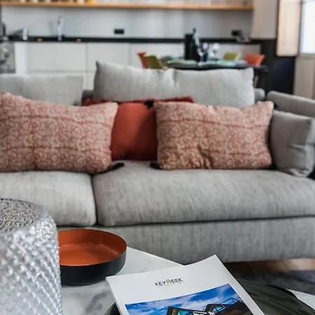 Spotlight Keyweek Stunning & Spacious In Heart Of Town Apartman Biarritz