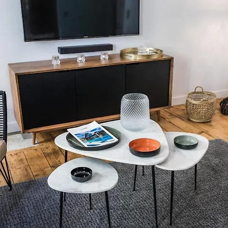 Spotlight Keyweek Stunning & Spacious In Heart Of Town Apartman *